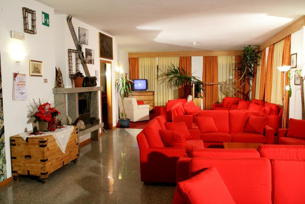 Hotel Splendid Andalo Buitenkant foto